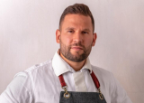 Kétdiplomások mosogatnak Rácz Jenő fine dining helyén