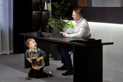 Vezető állású munkavállalók védelme: Felmondási tilalom az apasági szabadság alatt