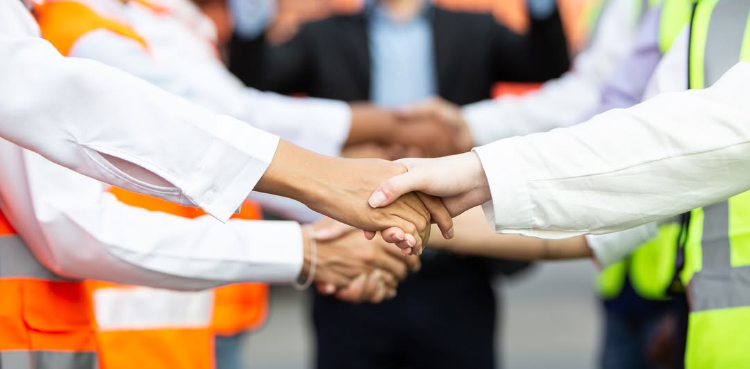 A szakszervezet ereje: Kollektív fellépés egy igazságos bérmegállapodásért