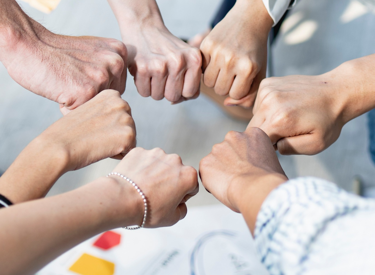 Vasárnapi és munkaszüneti napi munkavégzés