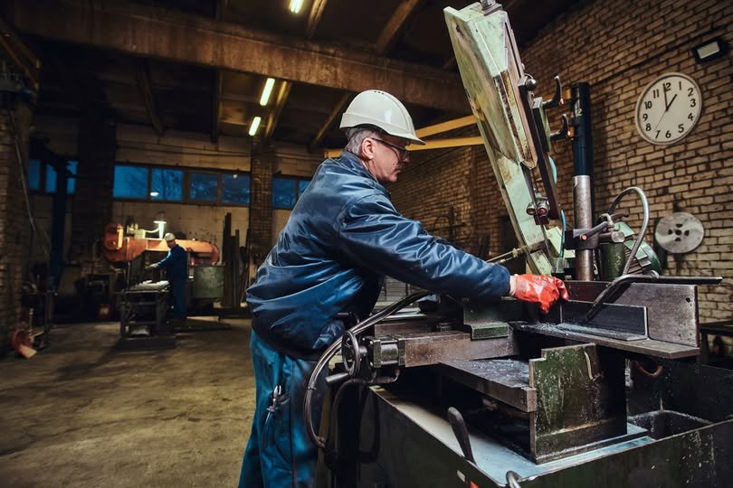 Rendkívüli munkaidő díjazása munkaszüneti napokon