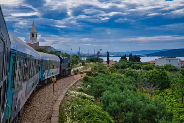 Vonattal a horvát tengerpartra: ma indul az Adria InterCity