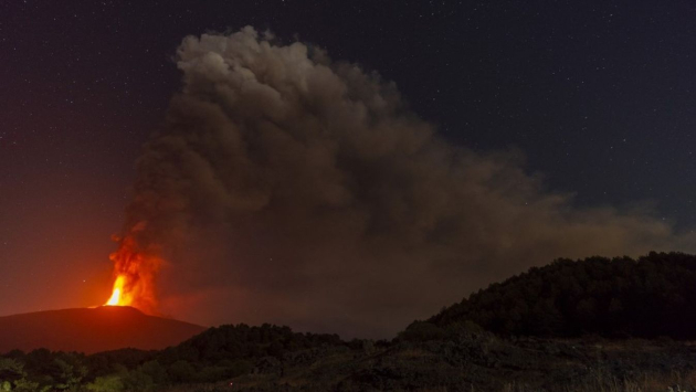 Lezárták Catania repülőterét az Etna kitörése miatt