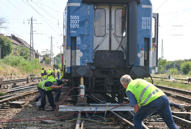 Kedd délelőtt indulhatnak újra a vonatok a Keleti pályaudvaron