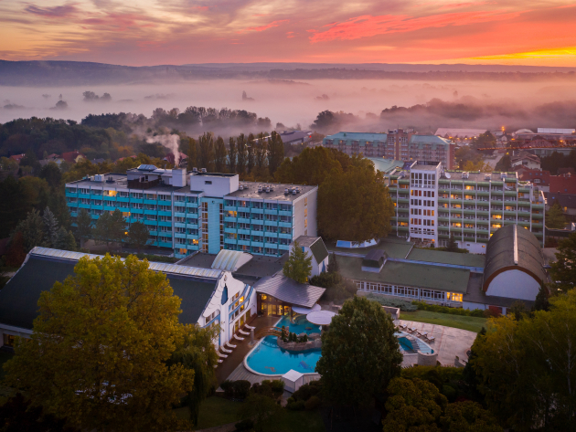 Megújult a hévízi NaturMed Hotel Carbona