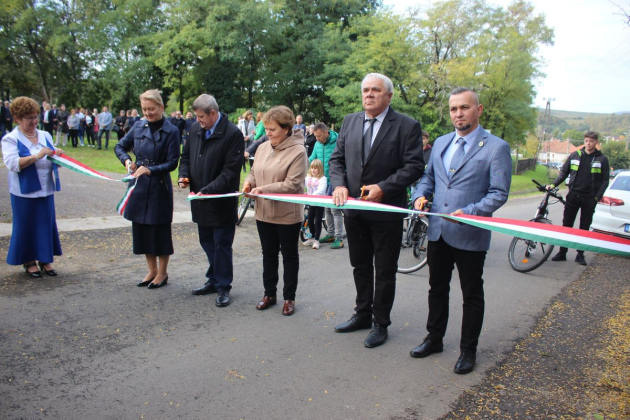 A bogácsi fürdőtől a pincékig lehet tekerni a Bükkalján