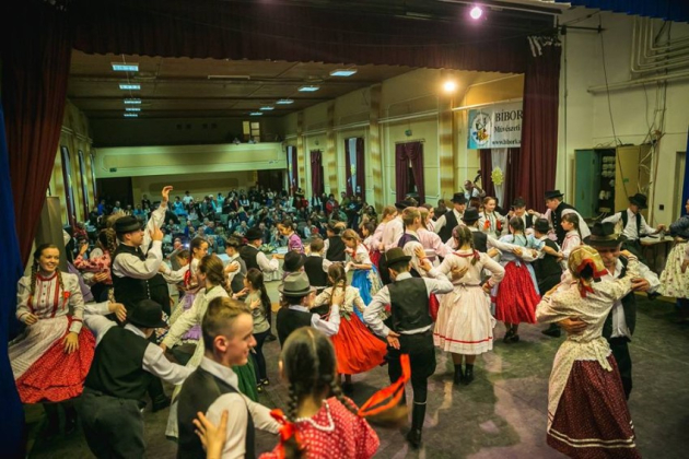 A tangó és a flamenco méltó társa lett a csárdás