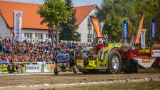 Újra traktorhúzó verseny Hajdúböszörményben