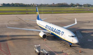 Sztrájkolnak a Ryanair pilótái, több mint 80 járatot töröltek Belgiumban