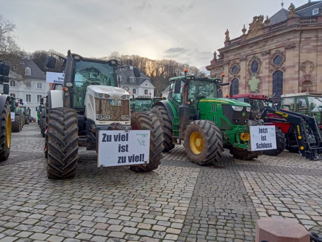 Folytatódnak a német tüntetések, olajat öntött a tűzre egy zöldszervezet