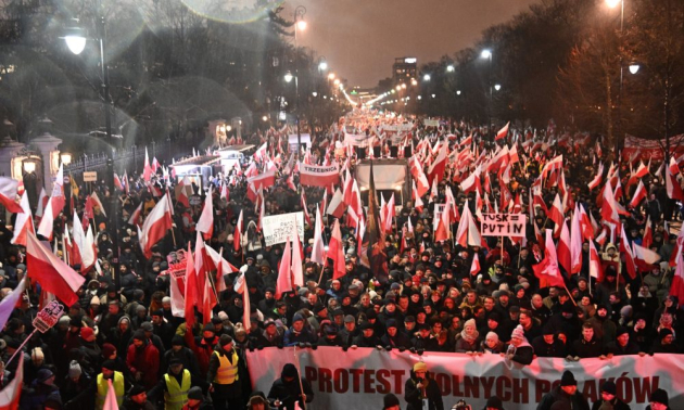 Tüntetéshullám Európában: már a lengyel gazdák is forgalomlassító akciókkal tiltakoznak