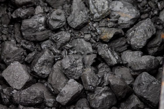Kínában megépült az első gyár, amely szénből cseppfolyós üzemanyagot állít elő